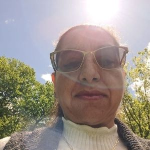 Meet your Posher, Esther